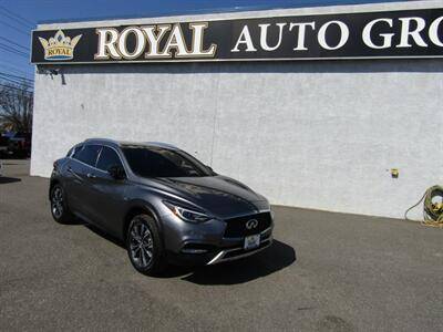 2018 Infiniti QX30 ESSENTIAL AWD photo