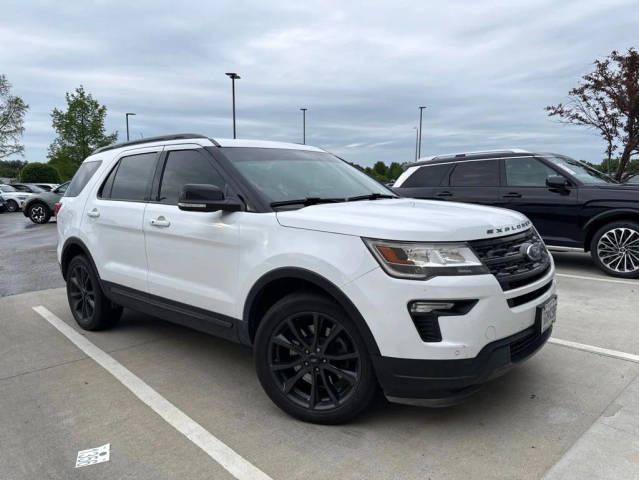 2018 Ford Explorer XLT 4WD photo