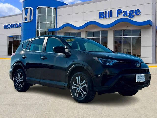 2018 Toyota RAV4 LE AWD photo