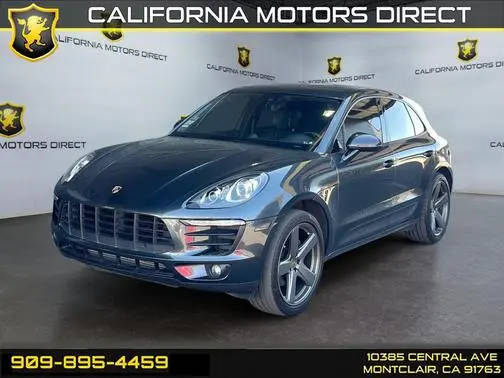 2018 Porsche Macan Sport Edition AWD photo