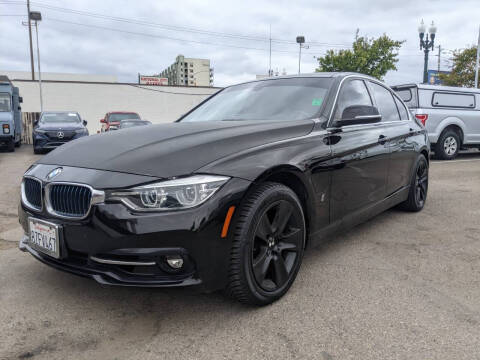 2018 BMW 3 Series 330e iPerformance RWD photo