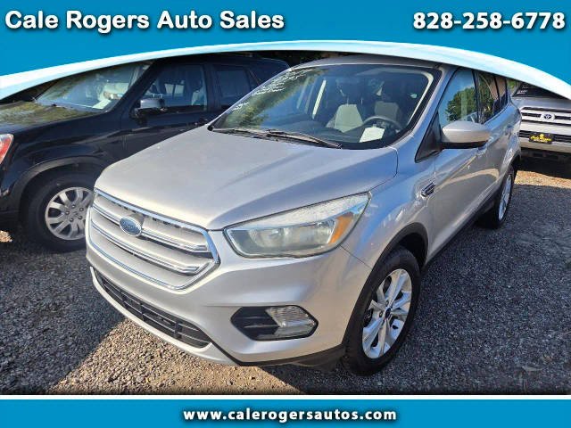 2017 Ford Escape SE 4WD photo