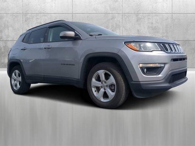 2018 Jeep Compass Latitude FWD photo