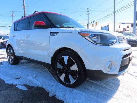 2019 Kia Soul + FWD photo