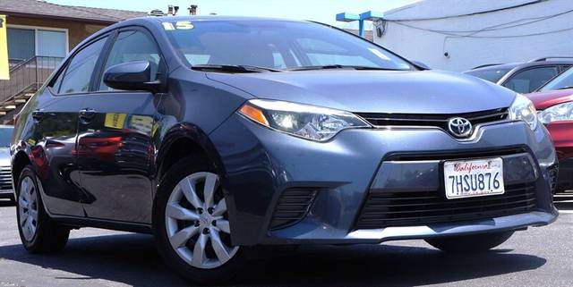 2015 Toyota Corolla LE FWD photo