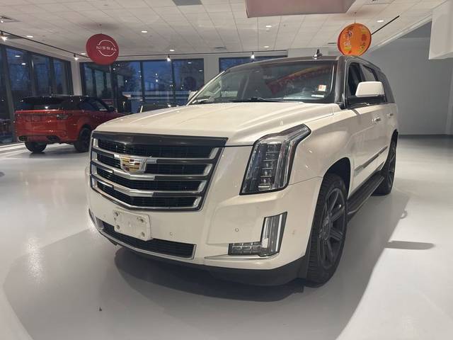 2019 Cadillac Escalade Luxury 4WD photo