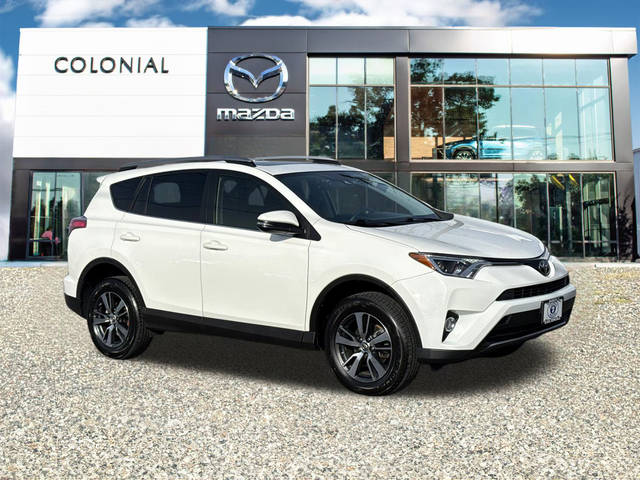 2018 Toyota RAV4 XLE AWD photo