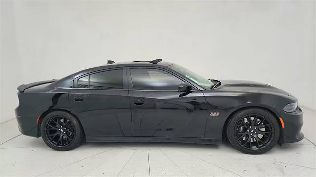 2019 Dodge Charger Scat Pack RWD photo