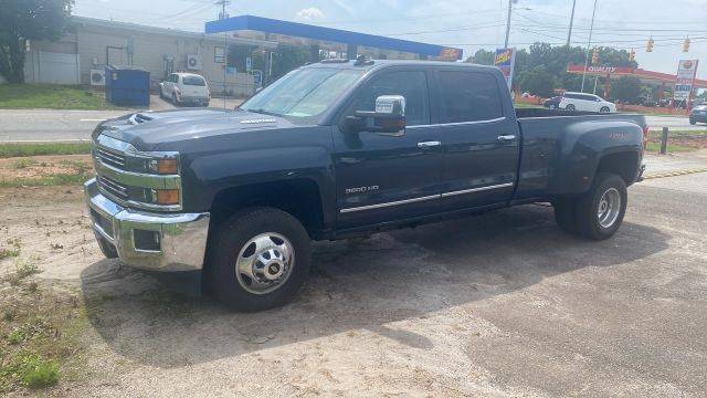 2019 Chevrolet Silverado 3500HD LTZ 4WD photo