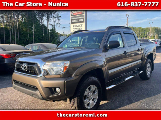 2015 Toyota Tacoma  4WD photo