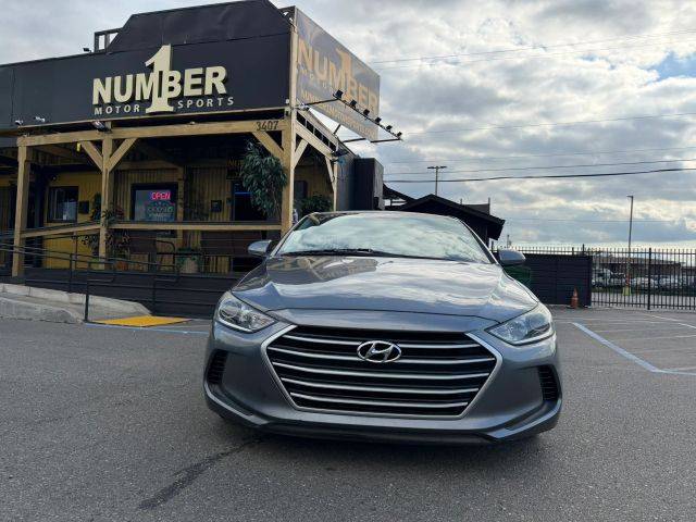 2018 Hyundai Elantra SEL FWD photo