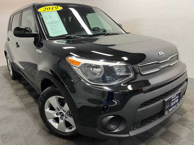 2019 Kia Soul Base FWD photo