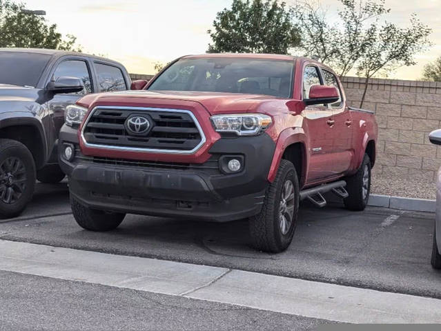 2018 Toyota Tacoma SR5 4WD photo