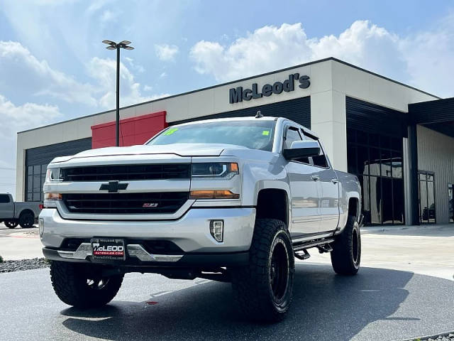 2018 Chevrolet Silverado 1500 LT 4WD photo