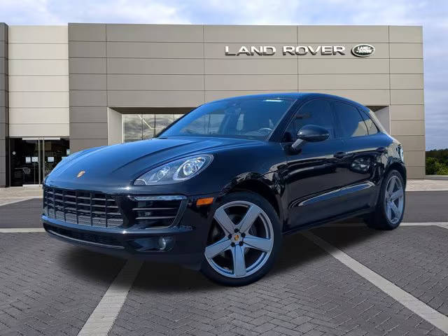 2018 Porsche Macan Sport Edition AWD photo