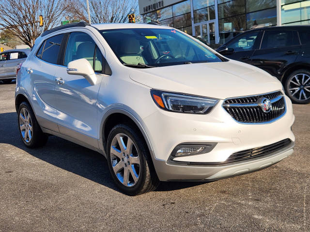 2019 Buick Encore Essence AWD photo