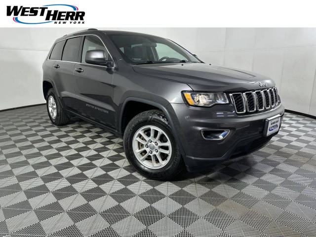 2018 Jeep Grand Cherokee Laredo E 4WD photo