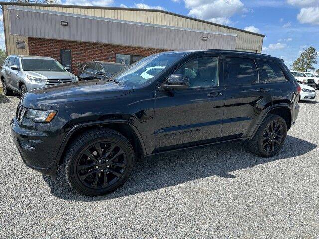 2018 Jeep Grand Cherokee Altitude 4WD photo