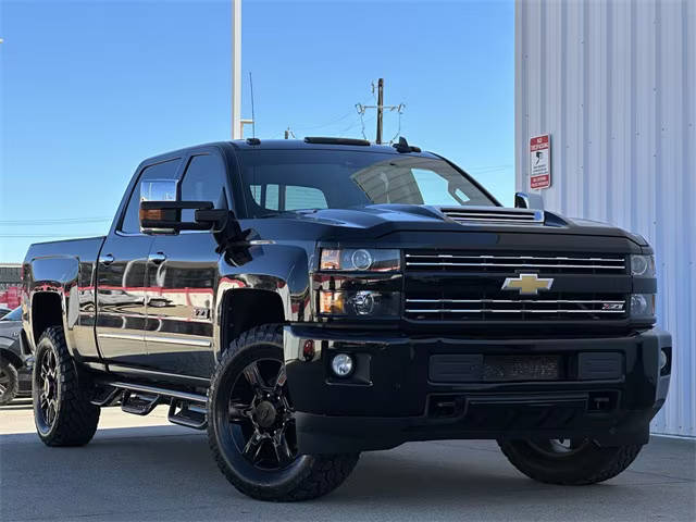 2019 Chevrolet Silverado 2500HD LTZ 4WD photo