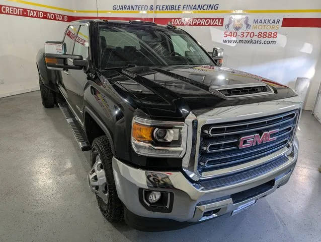 2017 GMC Sierra 3500HD SLT 4WD photo