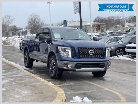 2017 Nissan Titan PRO-4X 4WD photo