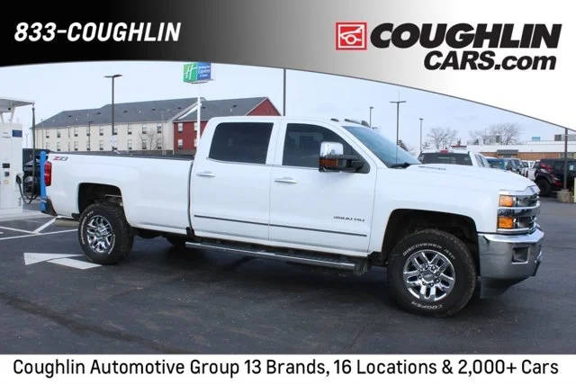 2019 Chevrolet Silverado 3500HD LTZ 4WD photo