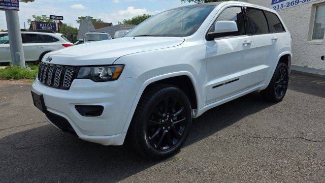 2018 Jeep Grand Cherokee Altitude 4WD photo