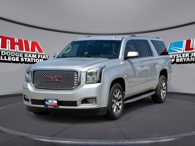 2017 GMC Yukon XL Denali RWD photo