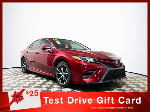 2018 Toyota Camry SE FWD photo