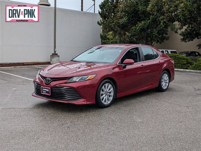 2018 Toyota Camry LE FWD photo