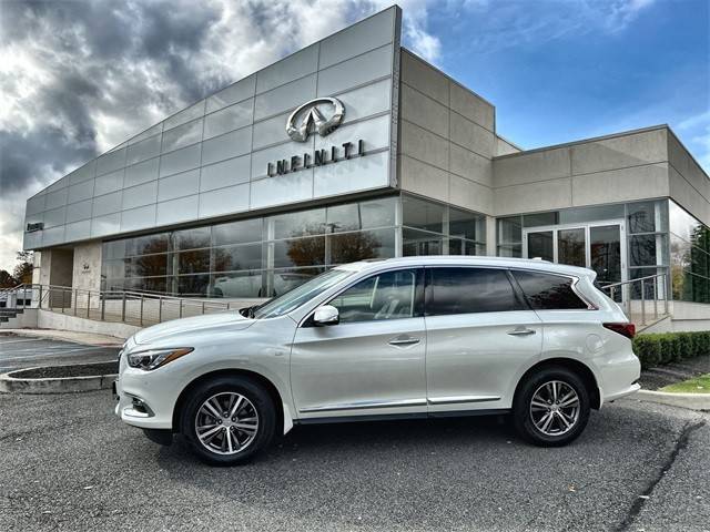 2019 Infiniti QX60 LUXE AWD photo