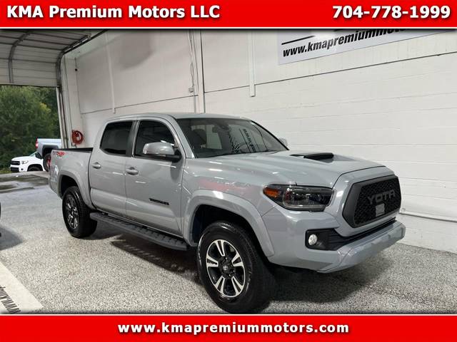 2018 Toyota Tacoma TRD Sport 4WD photo