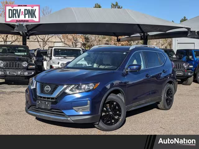 2018 Nissan Rogue SV FWD photo