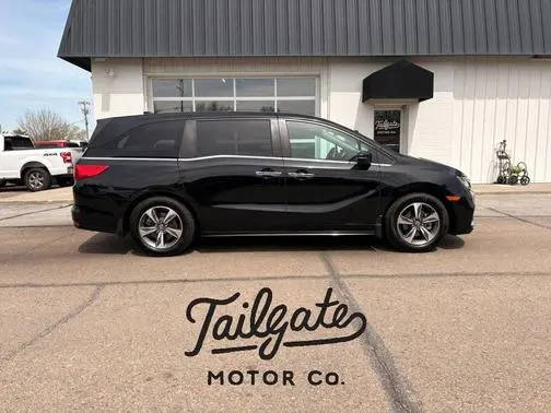 2019 Honda Odyssey Touring FWD photo