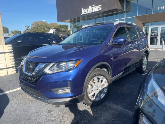 2018 Nissan Rogue SV FWD photo