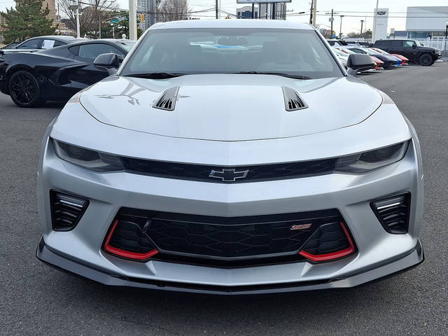 2018 Chevrolet Camaro 2SS RWD photo