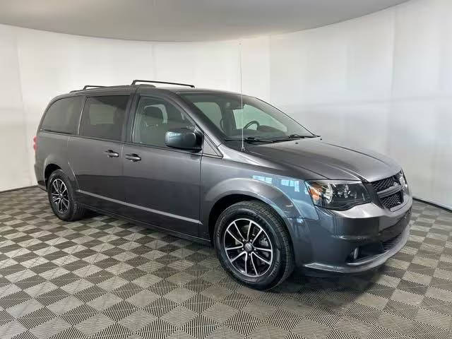 2019 Dodge Grand Caravan SE Plus FWD photo