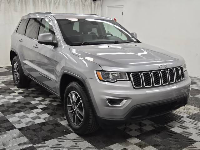 2018 Jeep Grand Cherokee Laredo E RWD photo