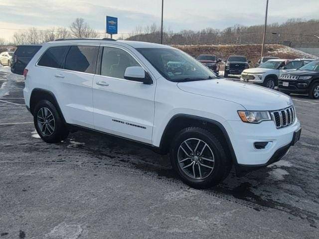 2018 Jeep Grand Cherokee Laredo E 4WD photo