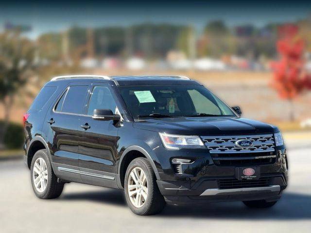 2018 Ford Explorer XLT 4WD photo
