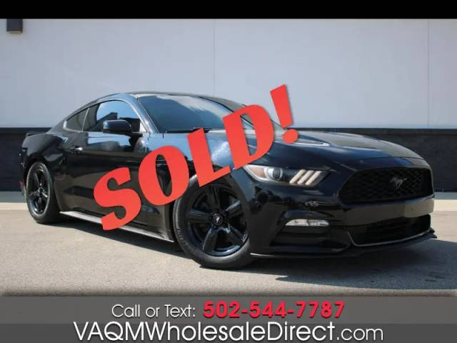 2015 Ford Mustang V6 RWD photo