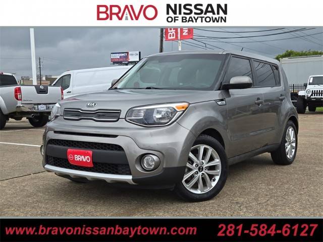 2017 Kia Soul + FWD photo