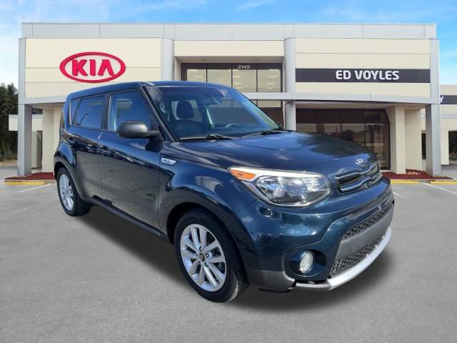 2017 Kia Soul + FWD photo