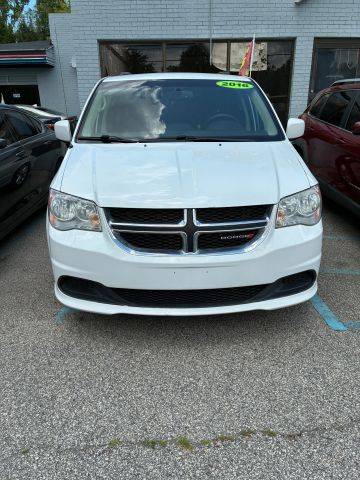 2016 Dodge Grand Caravan SXT FWD photo