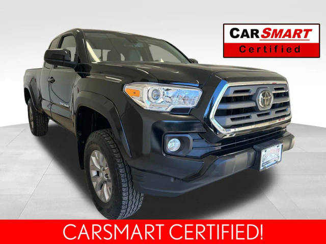 2018 Toyota Tacoma SR5 4WD photo