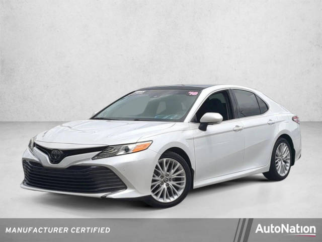 2018 Toyota Camry XLE FWD photo