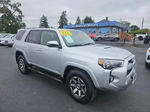 2018 Toyota 4Runner TRD Off Road Premium 4WD photo