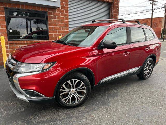 2017 Mitsubishi Outlander ES FWD photo