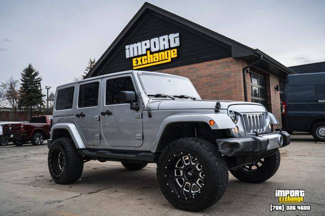 2017 Jeep Wrangler Unlimited Sahara 4WD photo