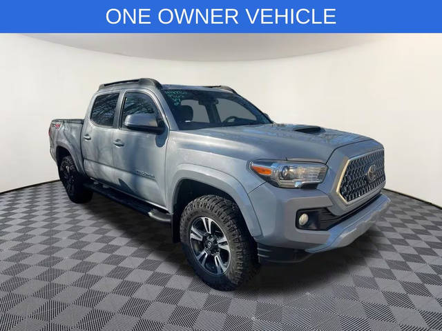 2018 Toyota Tacoma TRD Sport 4WD photo